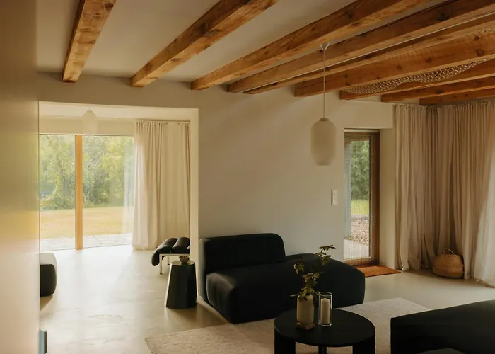 Dom wakacyjny Historic Settler's House With Charm By Mellensee *