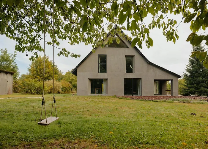 Dom wakacyjny Historic Settler's House With Charm By Mellensee Mellenau